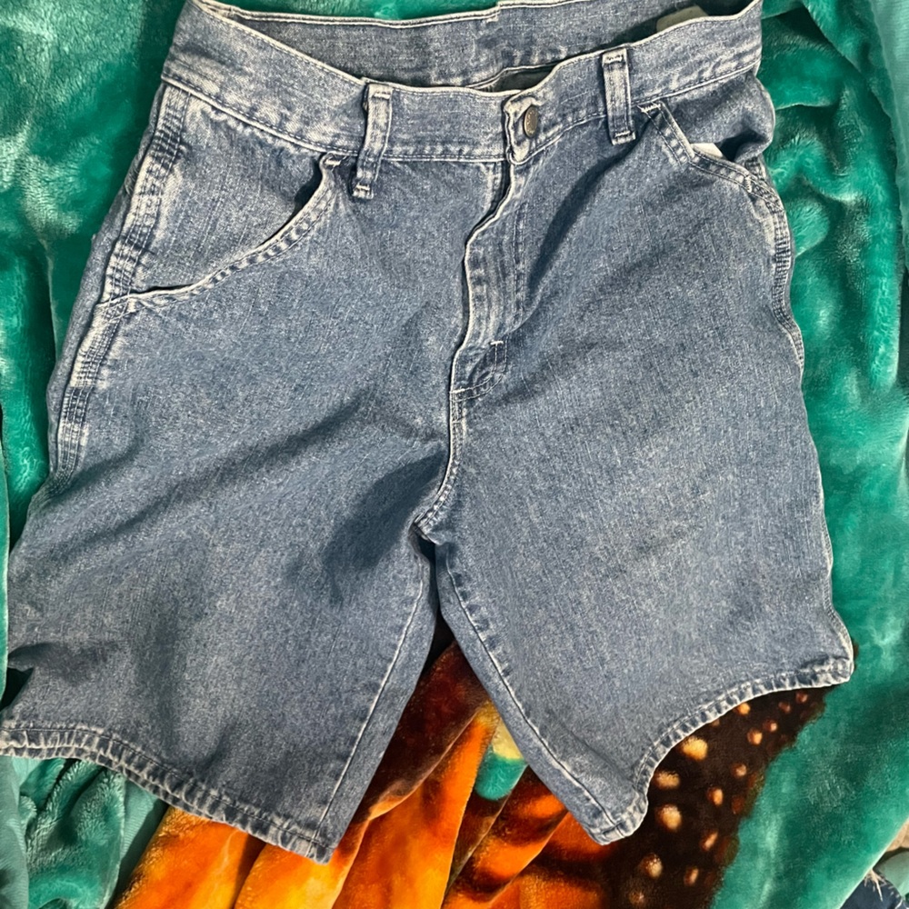 Young boy shorts wrg Jean Co